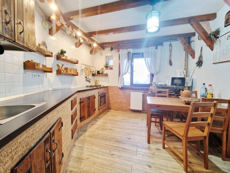 Sector 2, apartament deosebit 4 camere, 93 mp utili.